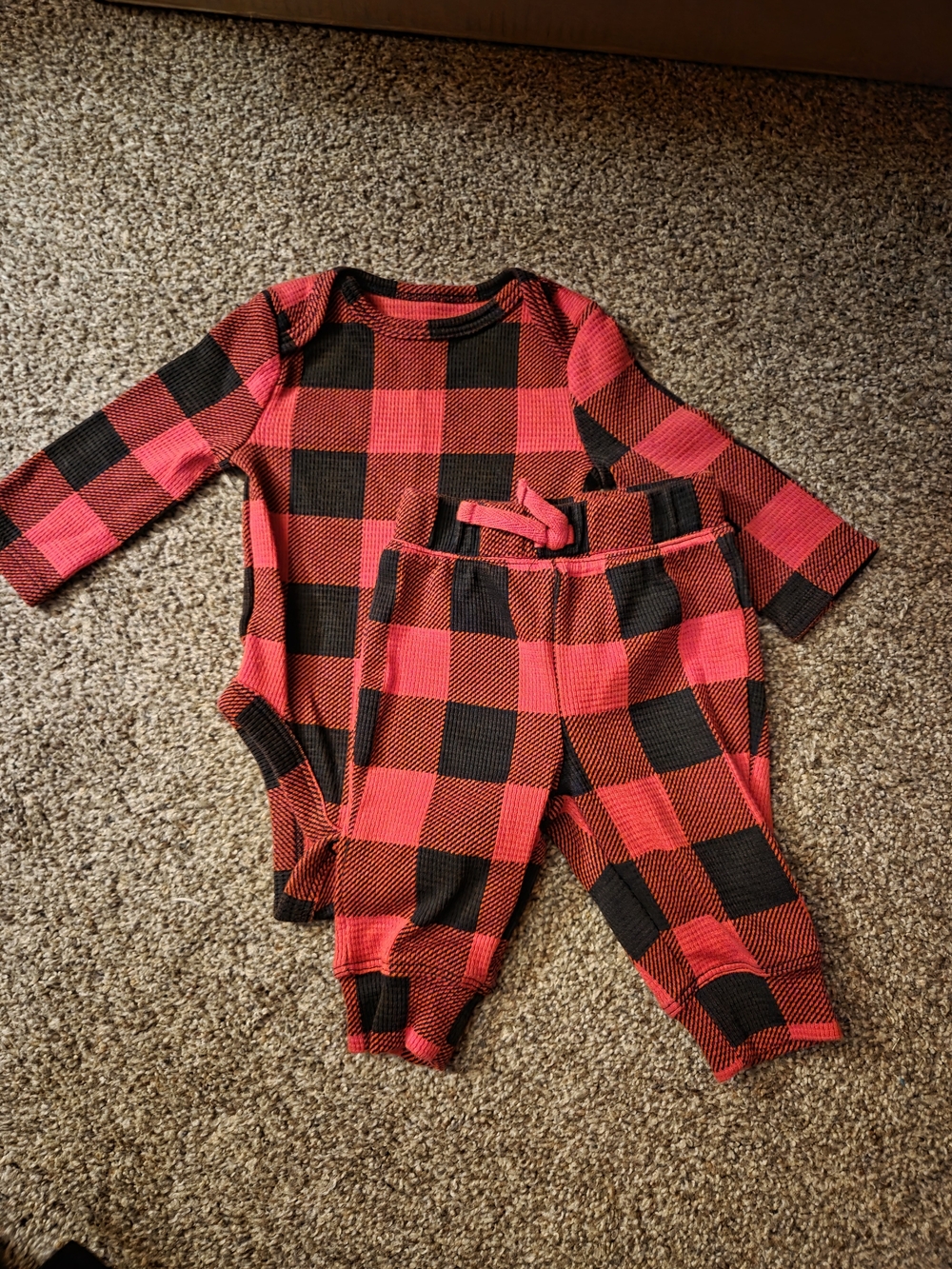 jumping beans Red and Black Buffalo Plaid Waffle Set